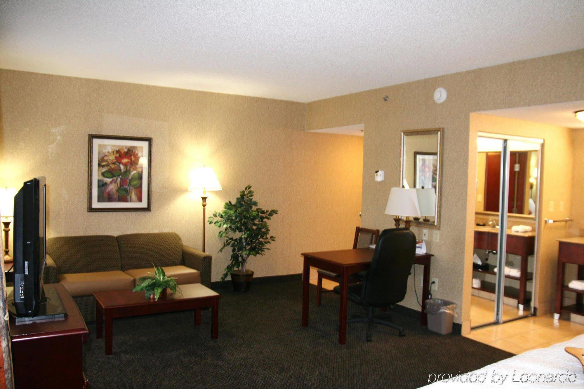 Hampton Inn & Suites Toledo-Perrysburg Rossford Bilik gambar